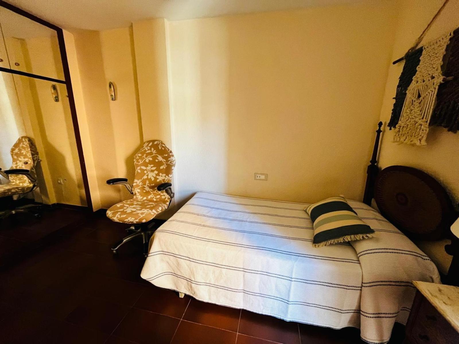 Acogedor Y Amplio Apartamento Familiar A Pie De Playa Calafell Extérieur photo